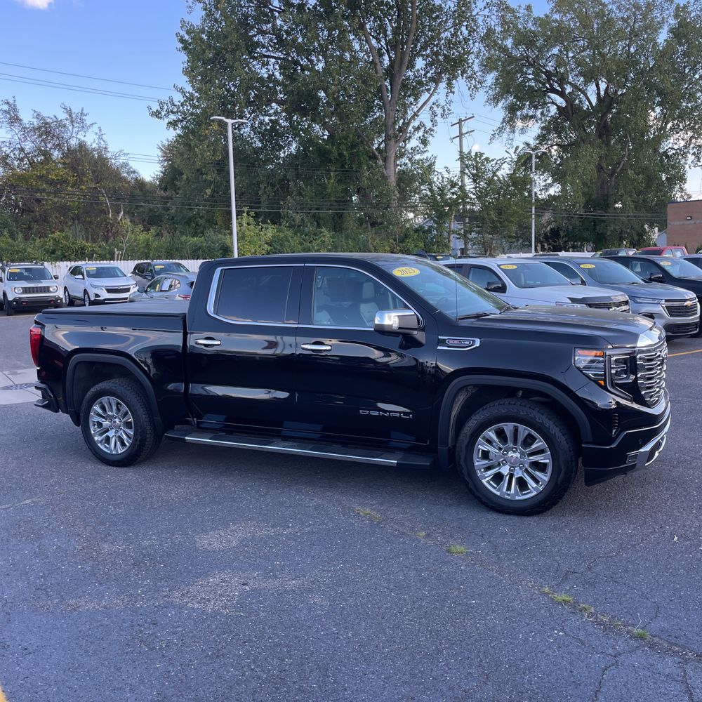 2023 GMC Sierra 1500 Denali