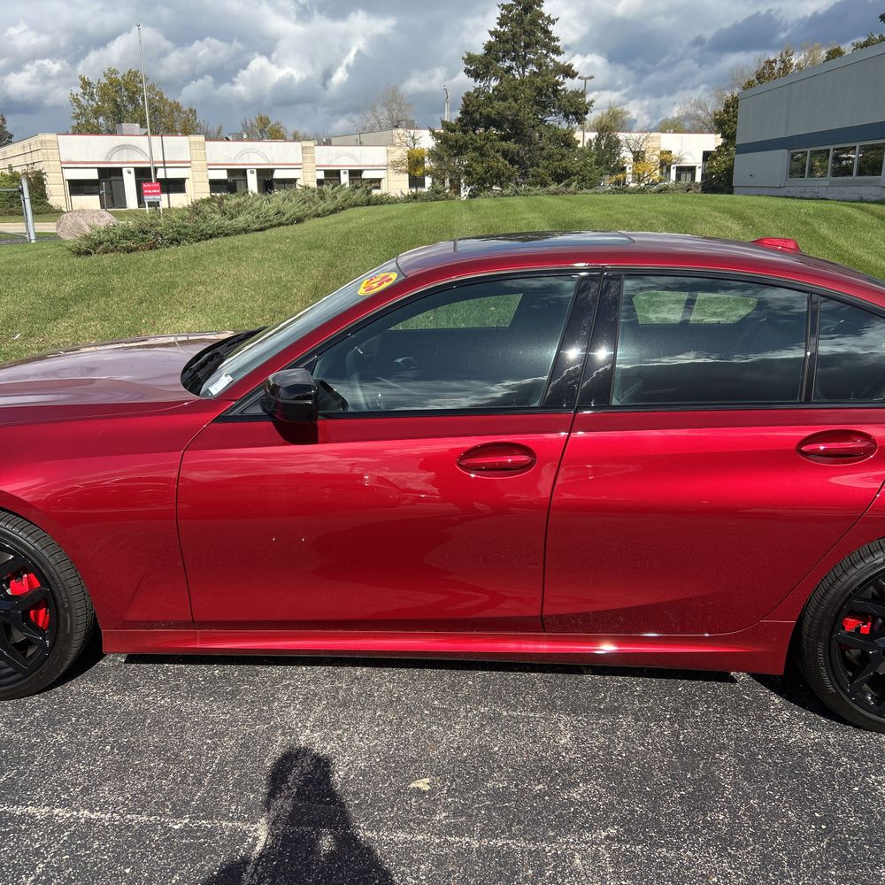 2025 BMW 3-Series 330i xDrive