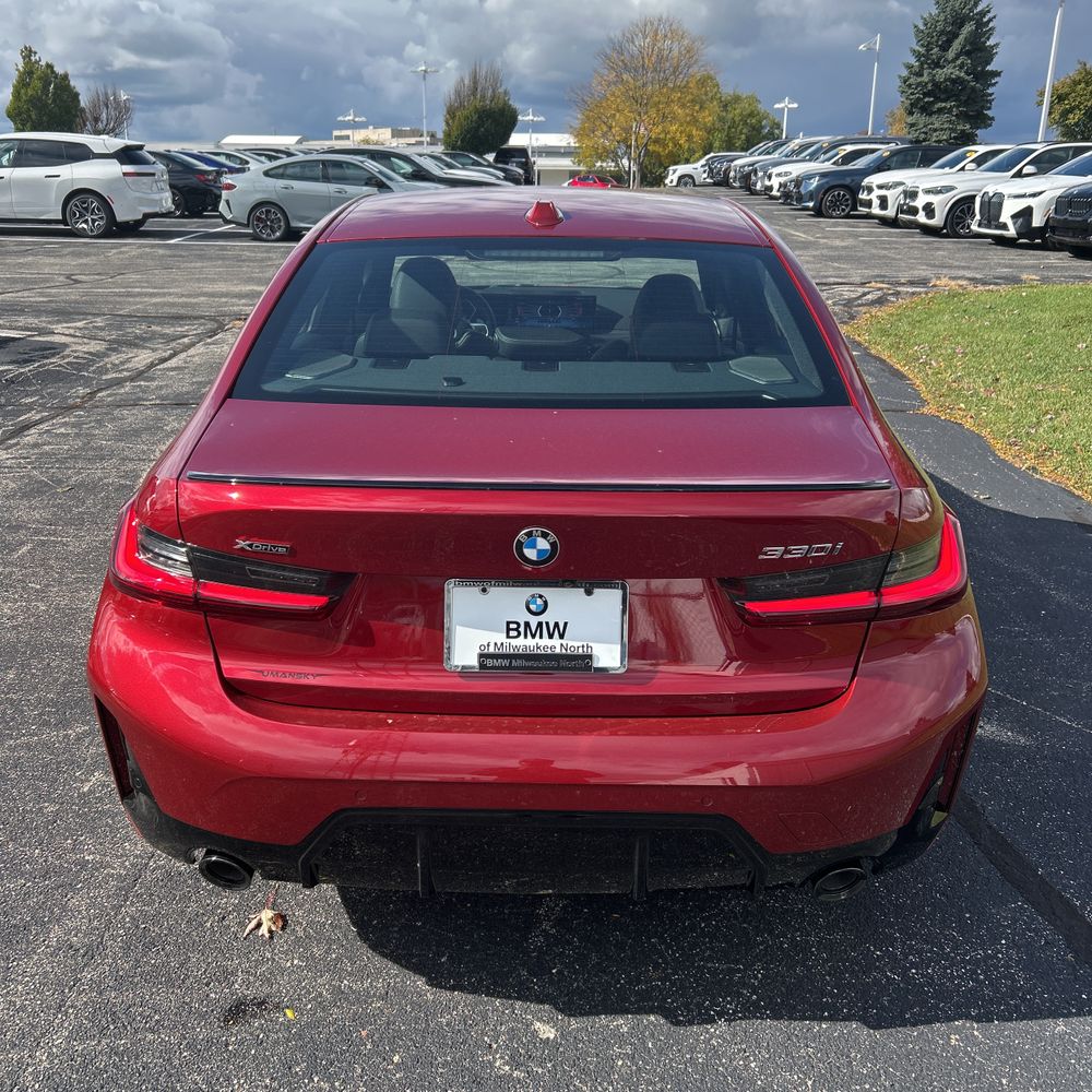 2025 BMW 3-Series 330i xDrive