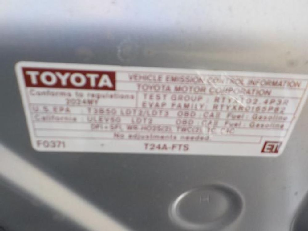2024 Toyota Tacoma 4WD TRD Off Road