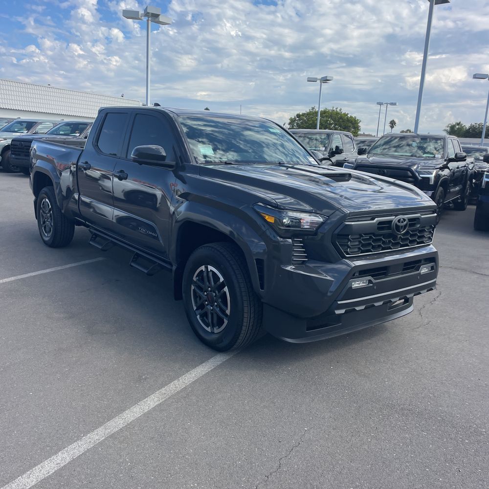 2025 Toyota Tacoma TRD Sport
