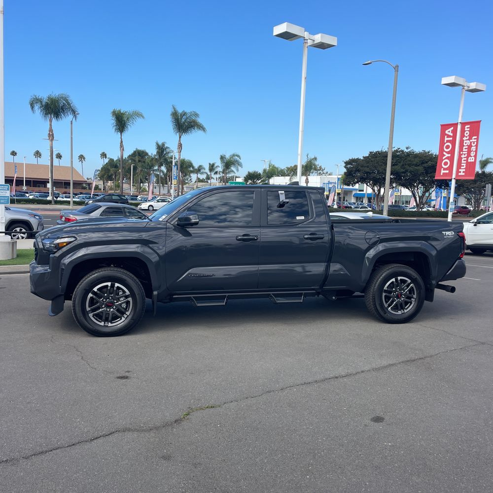 2025 Toyota Tacoma TRD Sport