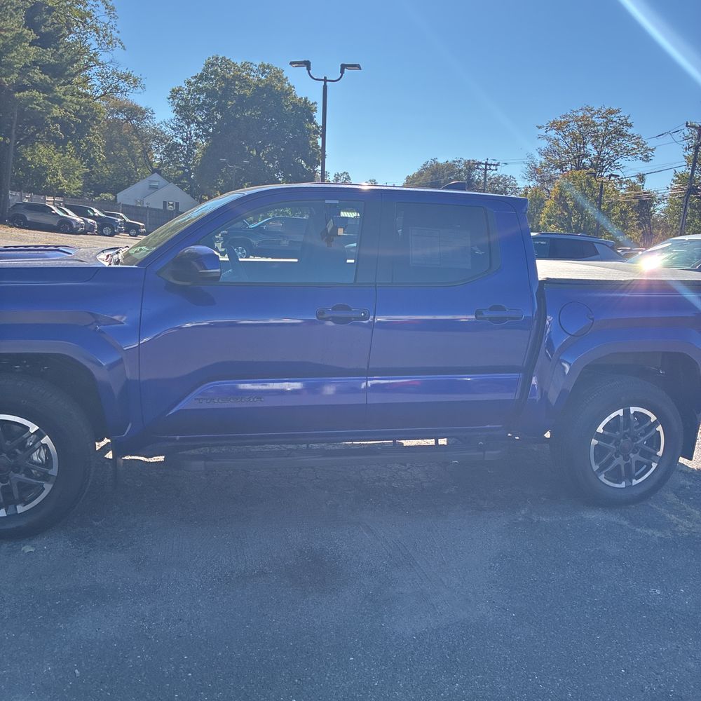 2024 Toyota Tacoma TRD Sport