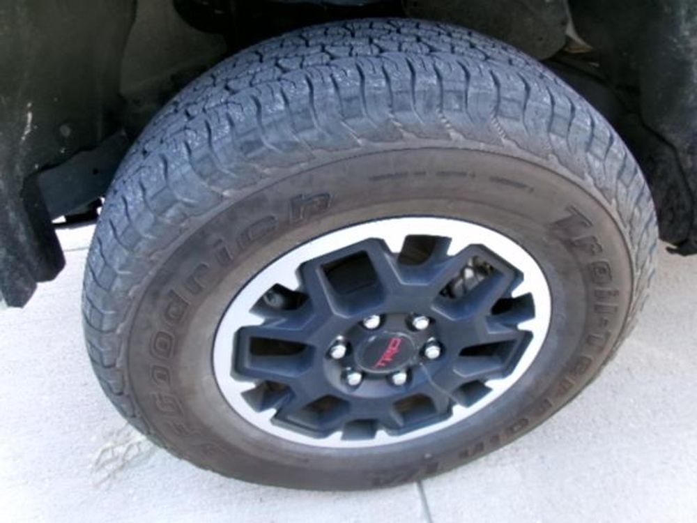 2024 Toyota Tacoma 4WD TRD Off Road