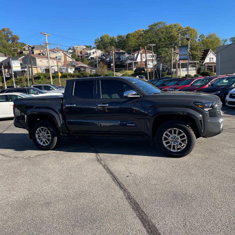 2024 Toyota Tacoma Limited