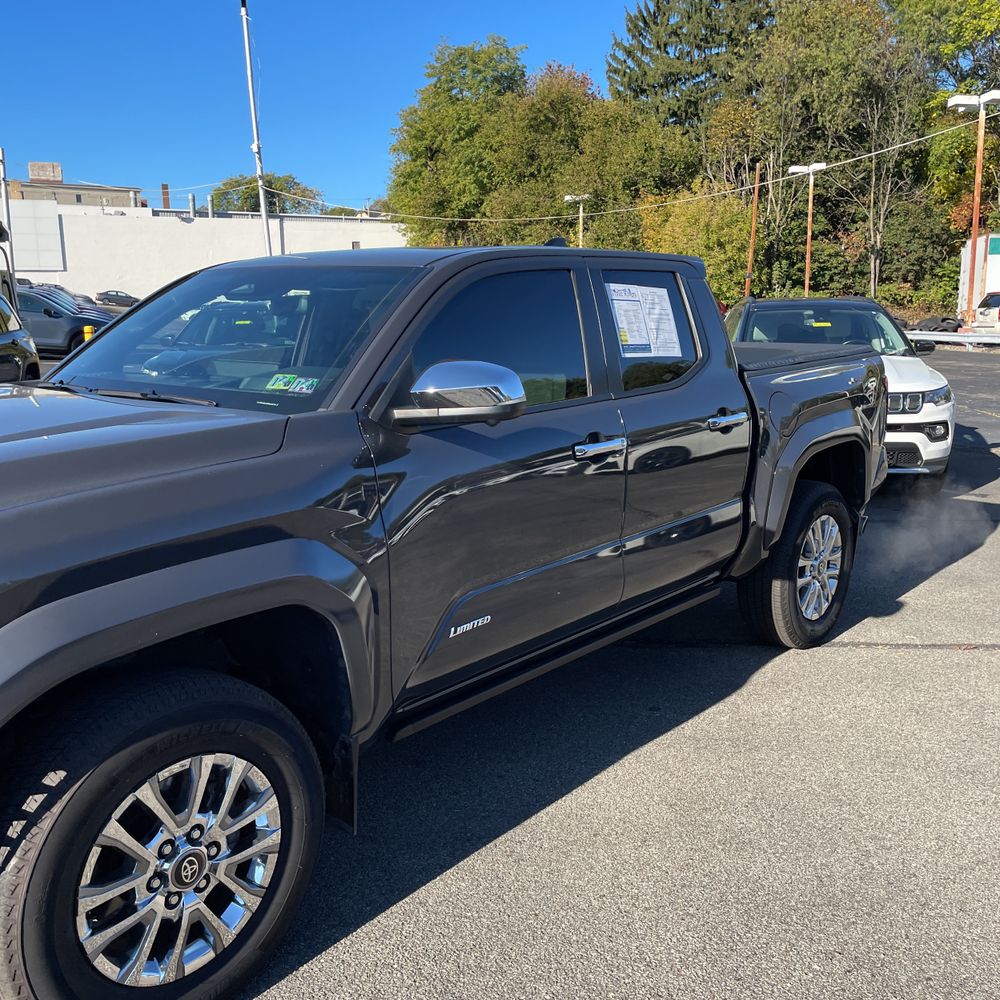 2024 Toyota Tacoma Limited