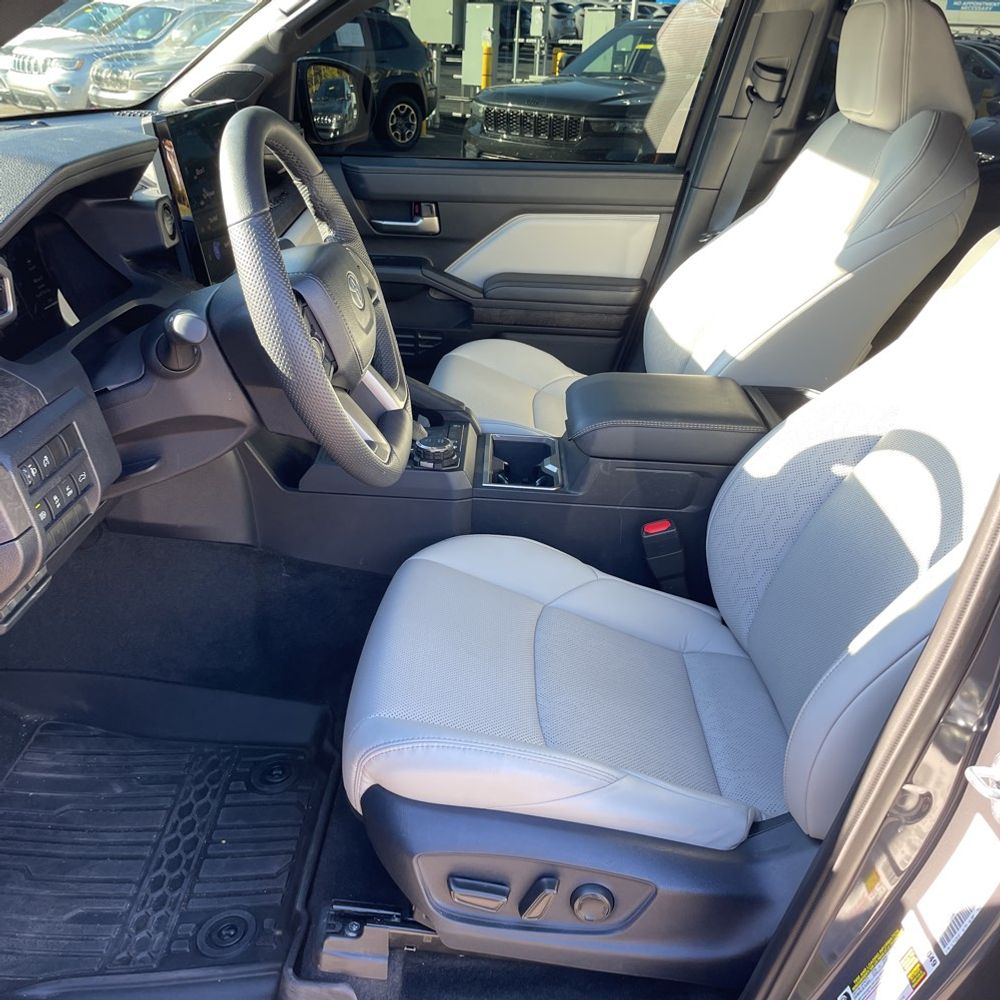 2024 Toyota Tacoma Limited