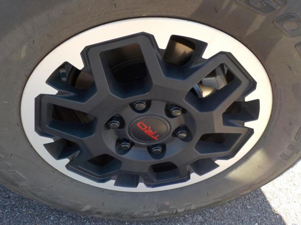 2024 Toyota Tacoma 4WD TRD Off Road