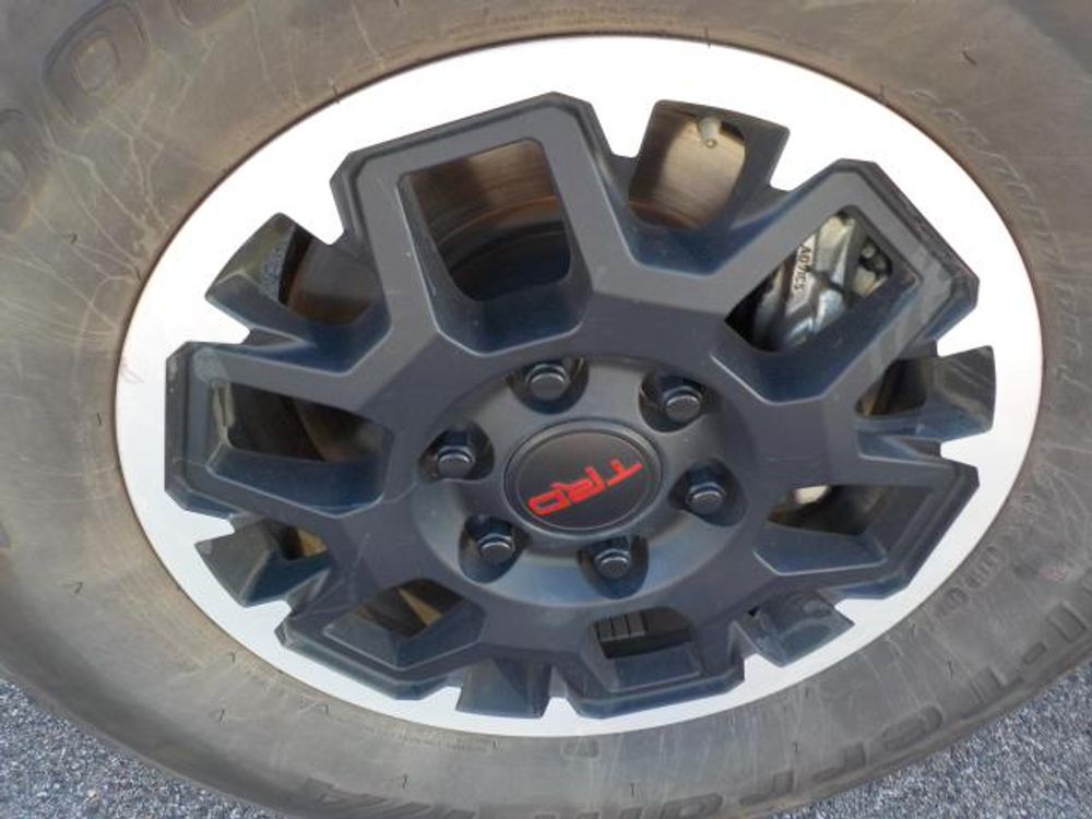 2024 Toyota Tacoma 4WD TRD Off Road