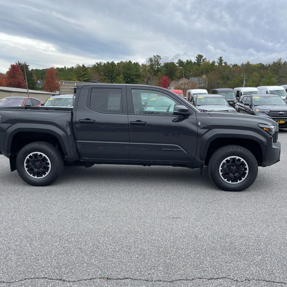 2024 Toyota Tacoma TRD Off-Road