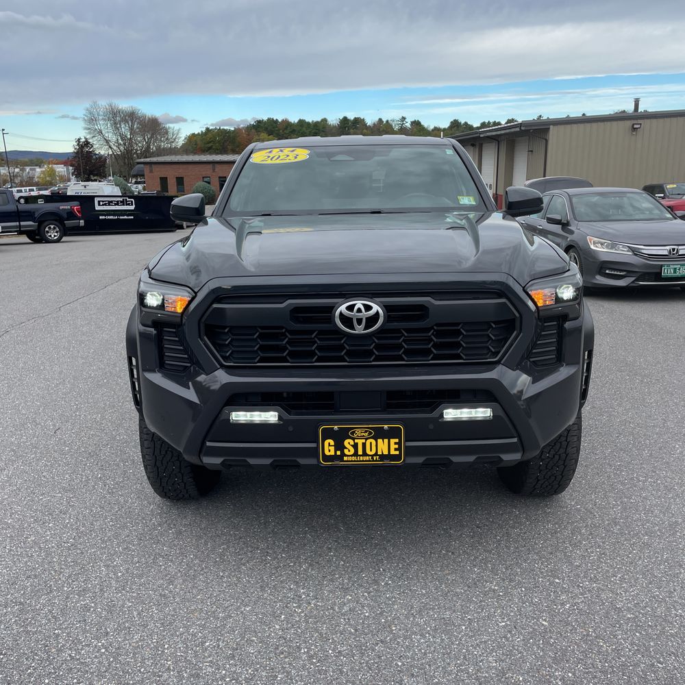 2024 Toyota Tacoma TRD Off-Road
