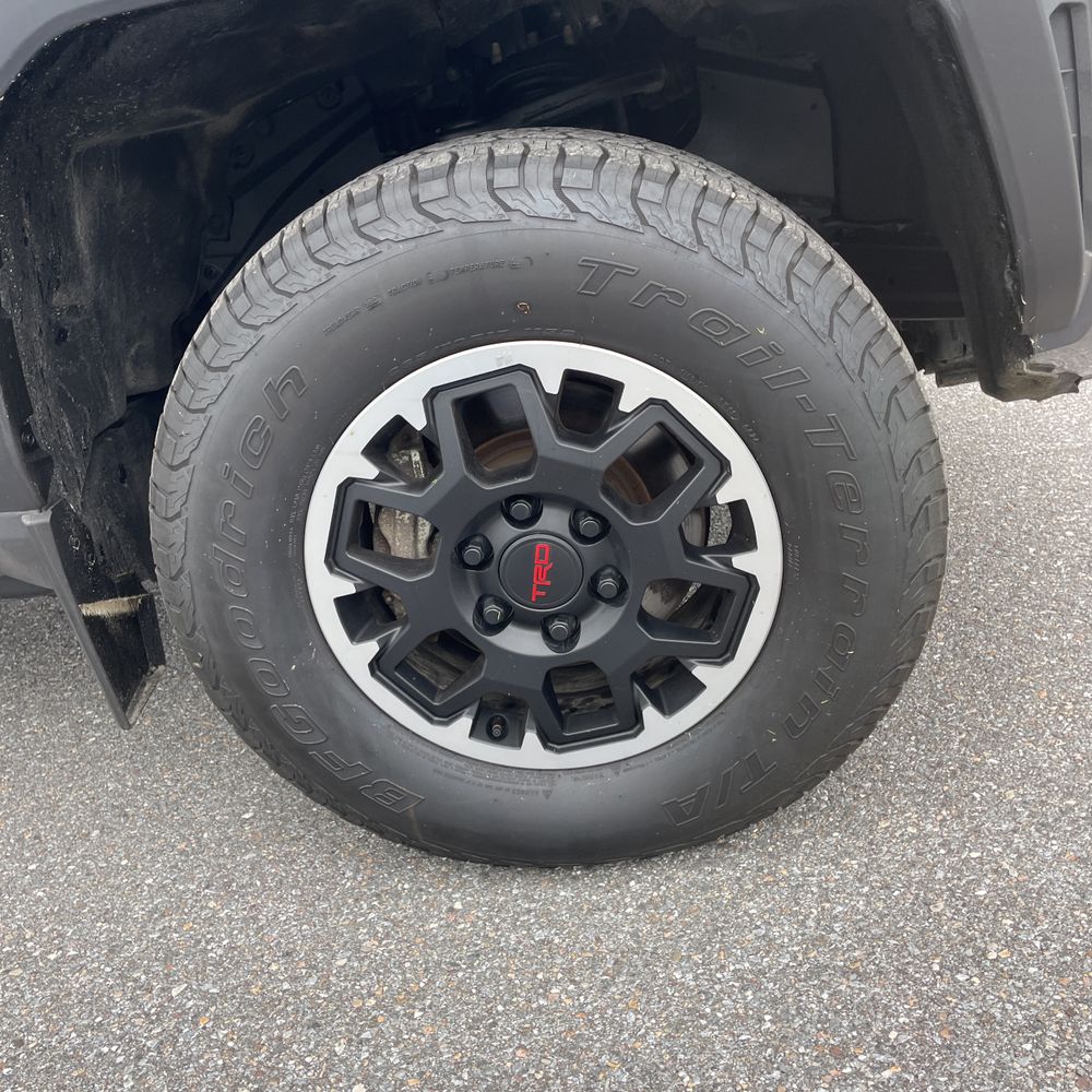 2024 Toyota Tacoma TRD Off-Road