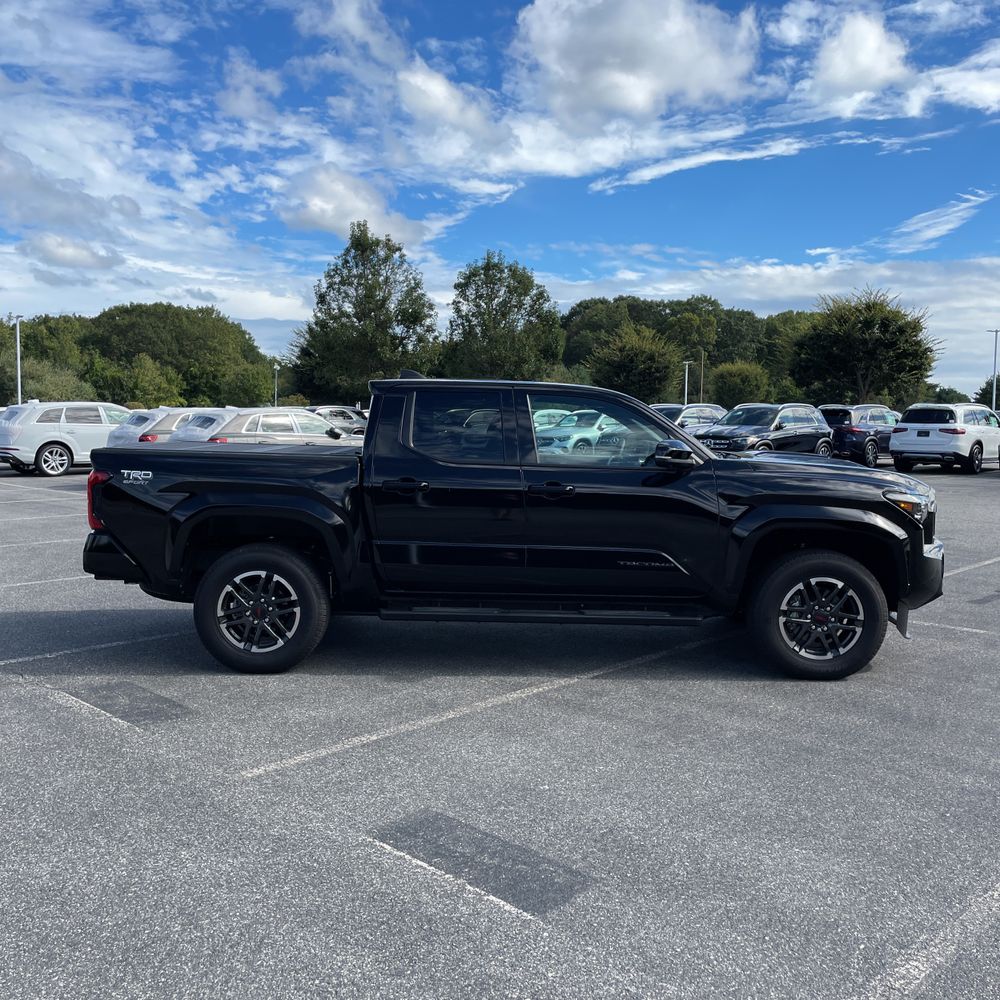 2025 Toyota Tacoma TRD Sport