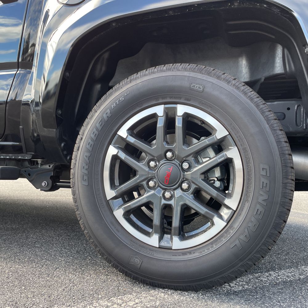 2025 Toyota Tacoma TRD Sport