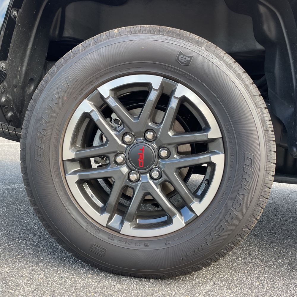2025 Toyota Tacoma TRD Sport