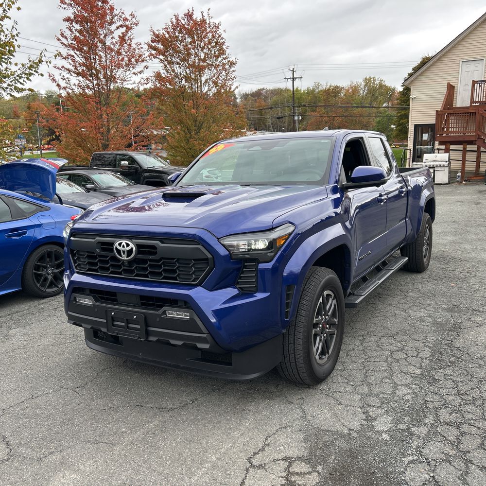 2025 Toyota Tacoma TRD Sport