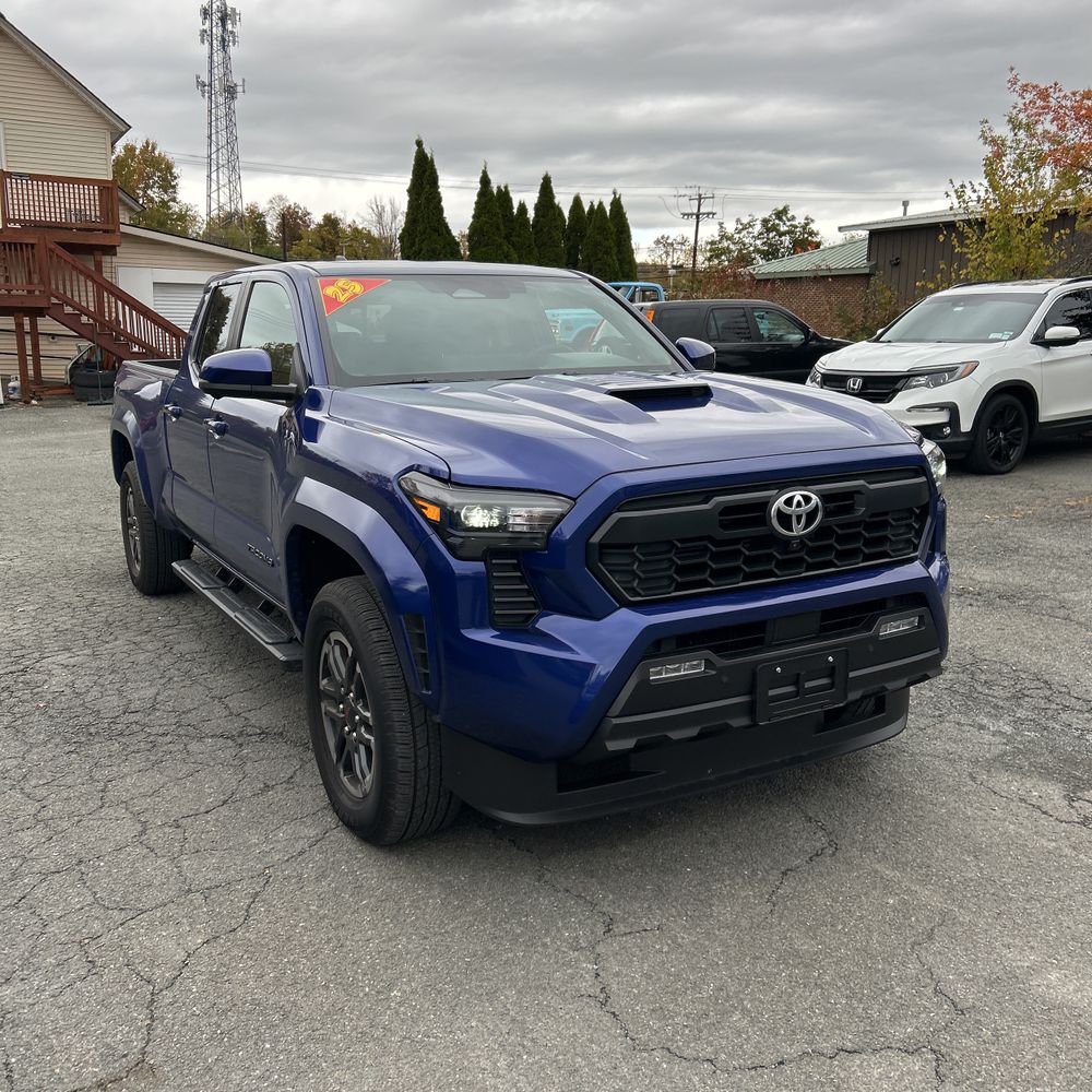 2025 Toyota Tacoma TRD Sport