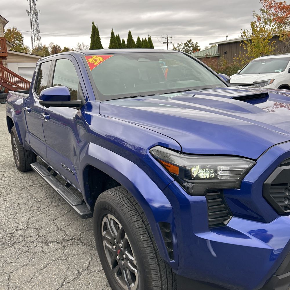 2025 Toyota Tacoma TRD Sport