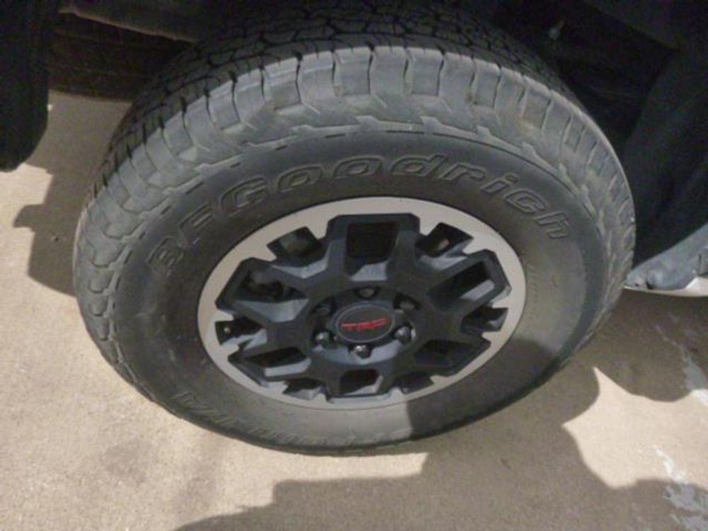2024 Toyota Tacoma 4WD TRD Off Road