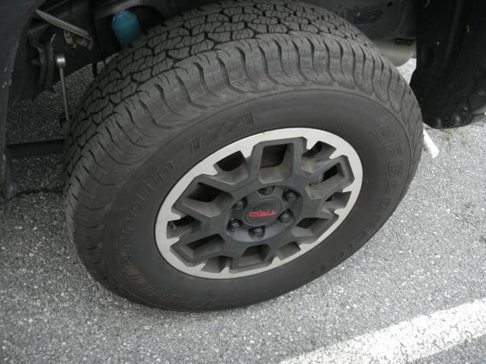 2024 Toyota Tacoma 4WD TRD Off Road