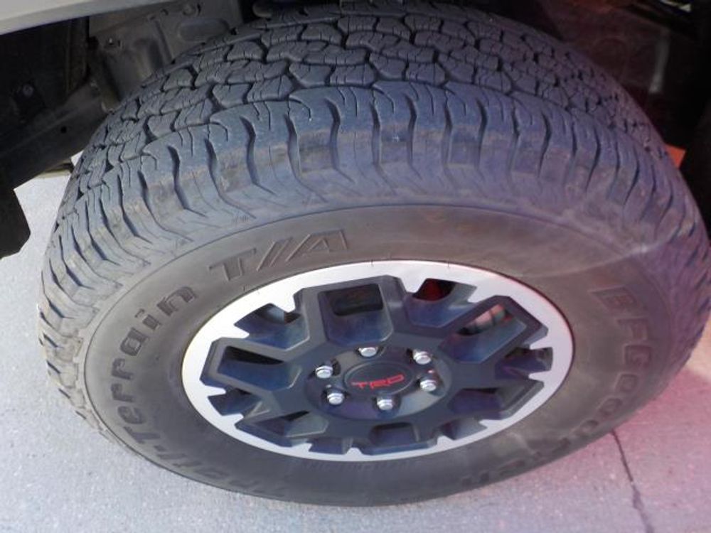 2024 Toyota Tacoma 4WD TRD Off Road
