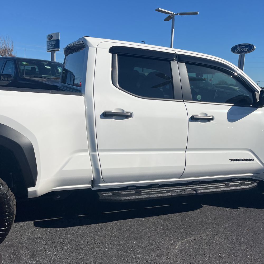 2025 Toyota Tacoma TRD Off-Road