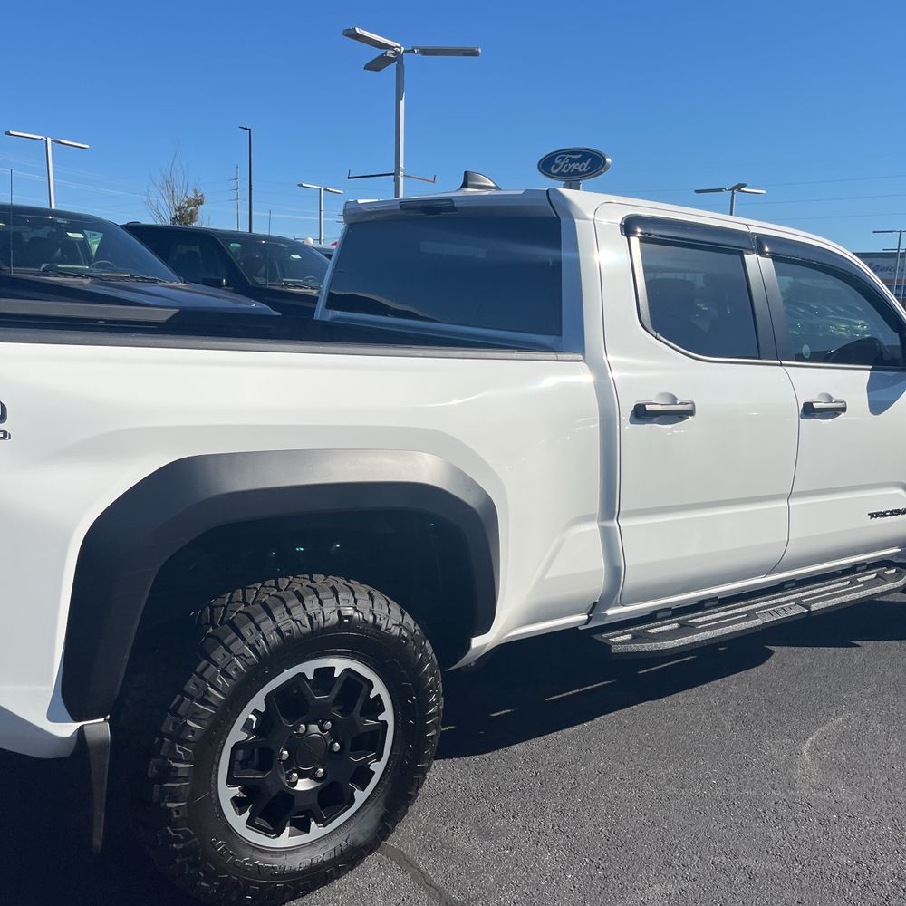 2025 Toyota Tacoma TRD Off-Road