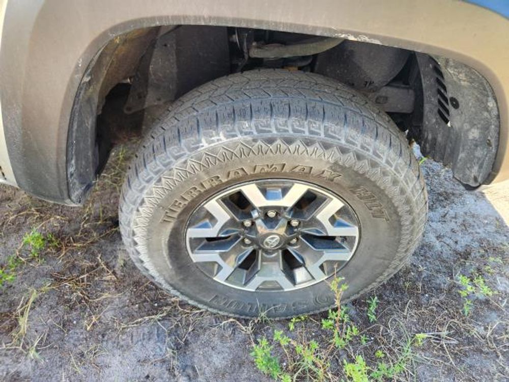 2023 Toyota Tacoma 4WD TRD Off Road