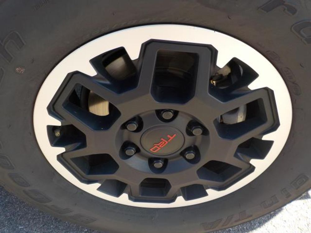 2024 Toyota Tacoma 4WD TRD Off Road