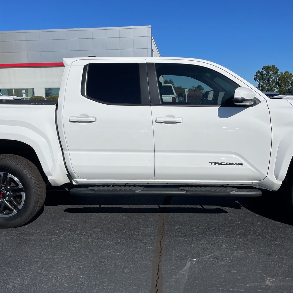 2024 Toyota Tacoma TRD Sport HV