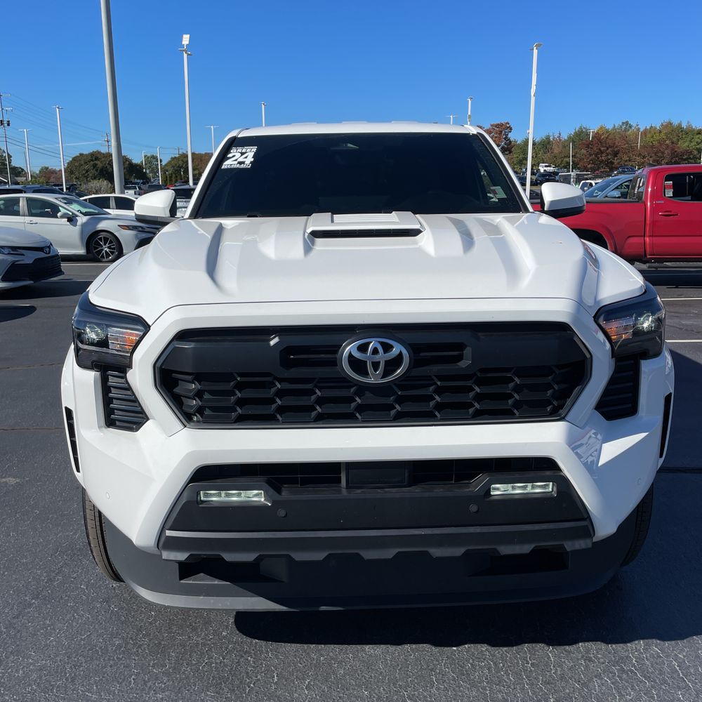 2024 Toyota Tacoma TRD Sport HV