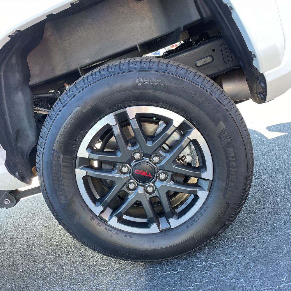 2024 Toyota Tacoma TRD Sport HV