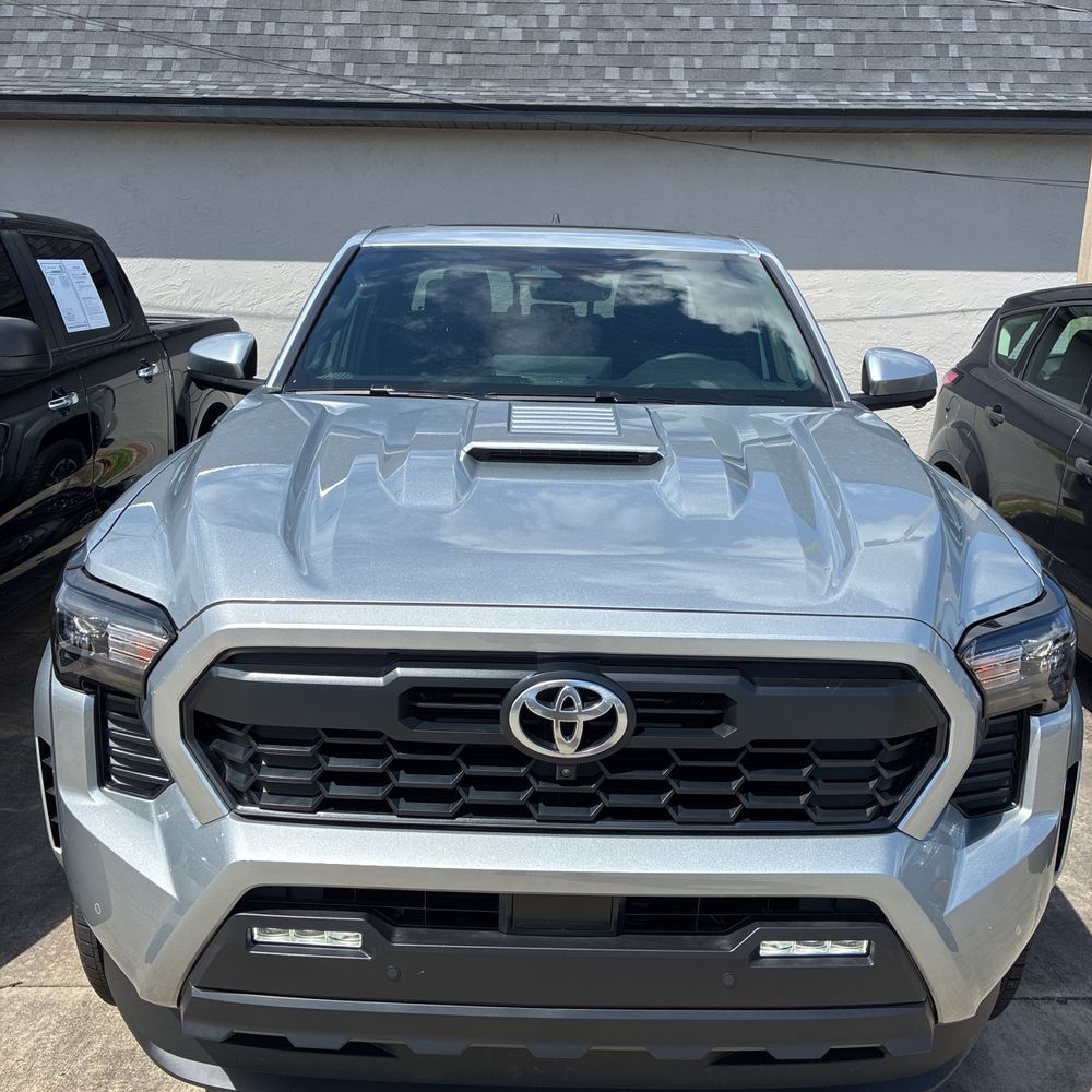 2025 Toyota Tacoma TRD Sport HV
