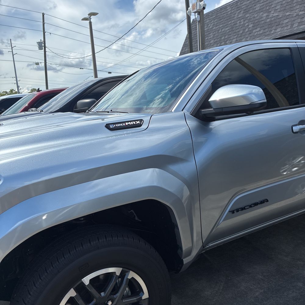 2025 Toyota Tacoma TRD Sport HV
