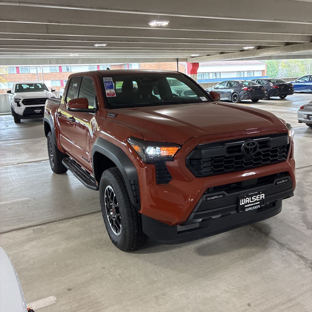 2025 Toyota Tacoma TRD Off-Road HV