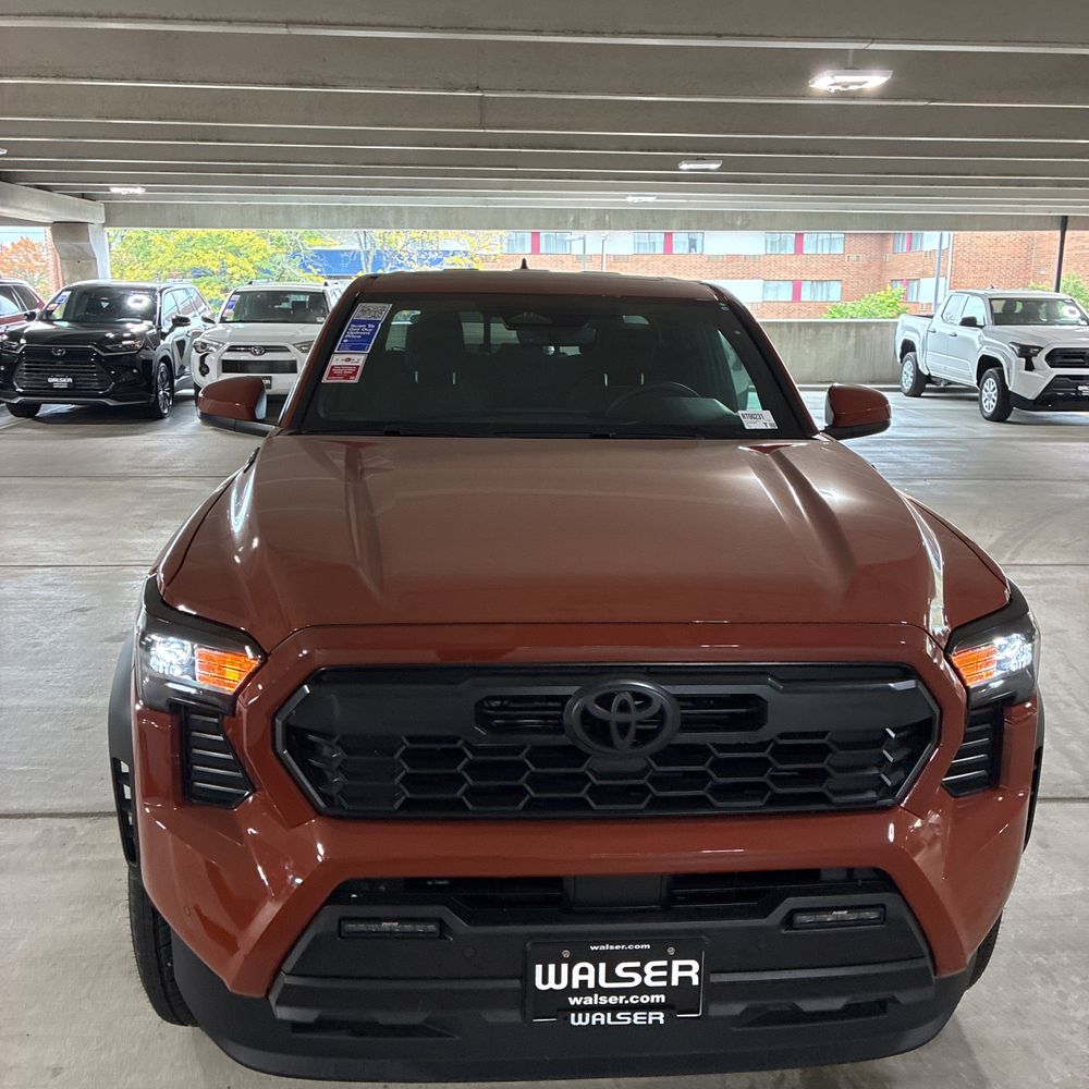 2025 Toyota Tacoma TRD Off-Road HV