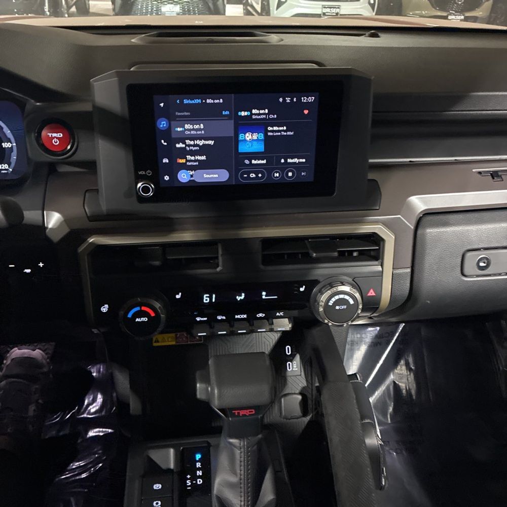 2025 Toyota Tacoma TRD Off-Road HV