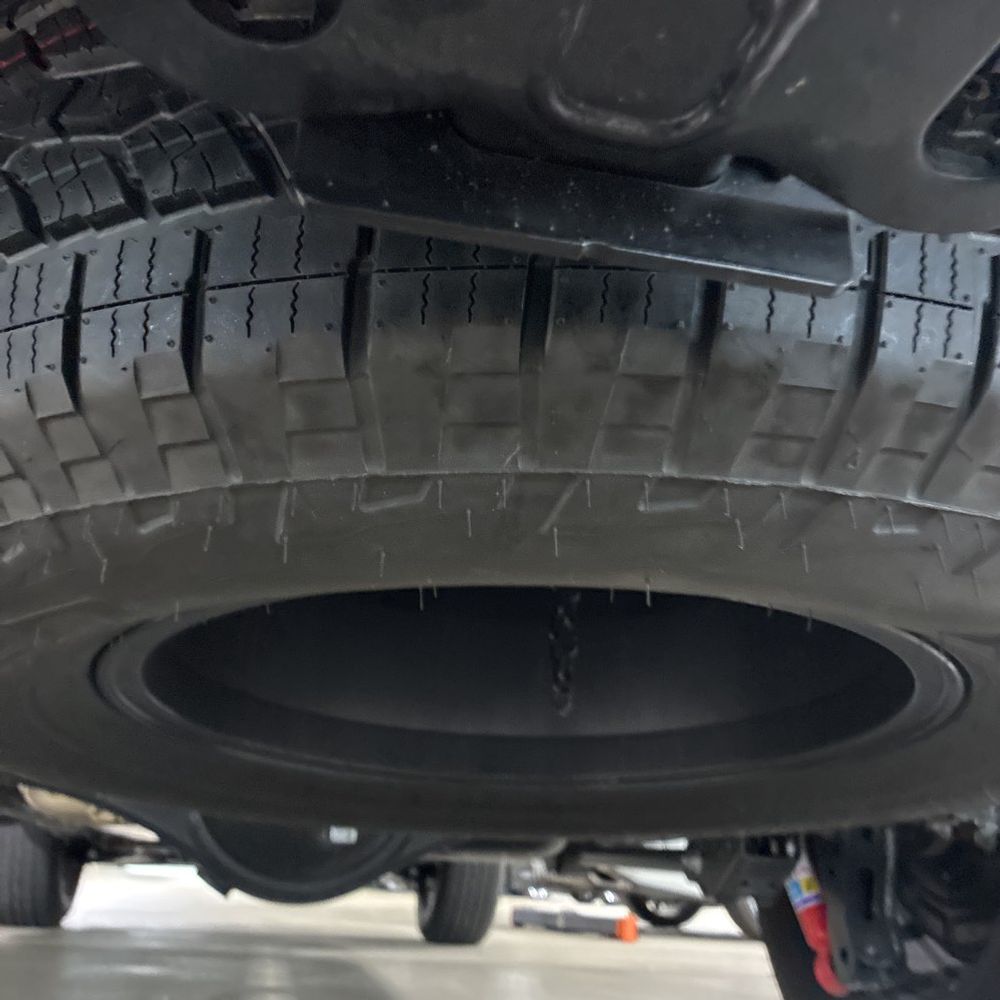 2025 Toyota Tacoma TRD Off-Road HV
