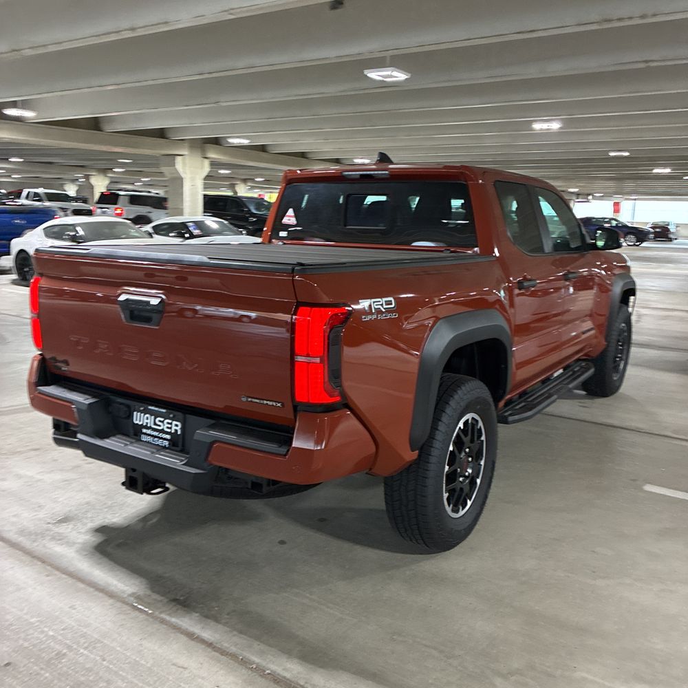 2025 Toyota Tacoma TRD Off-Road HV