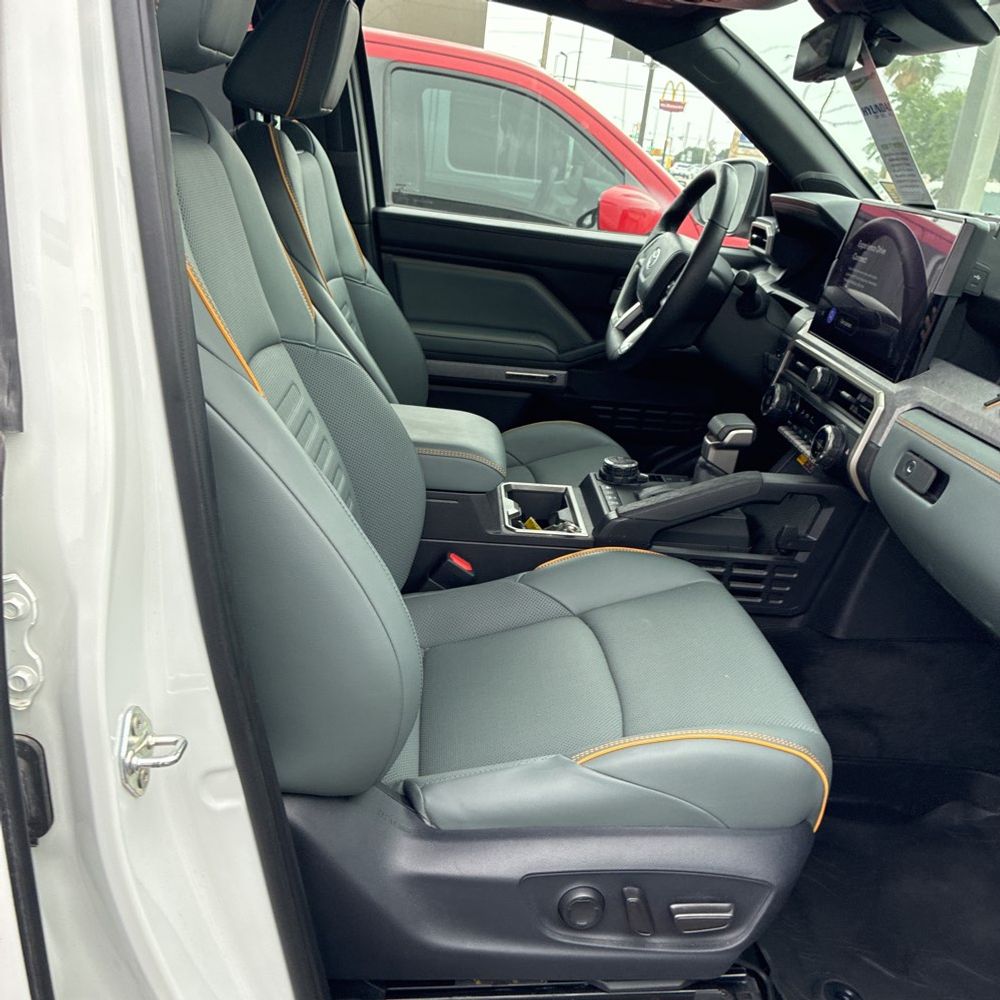 2025 Toyota Tacoma Trailhunter HV