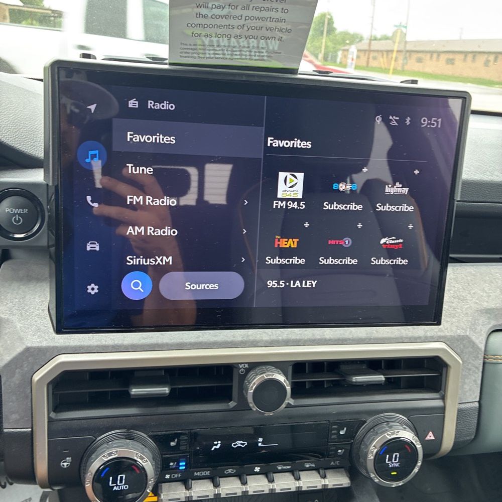 2025 Toyota Tacoma Trailhunter HV