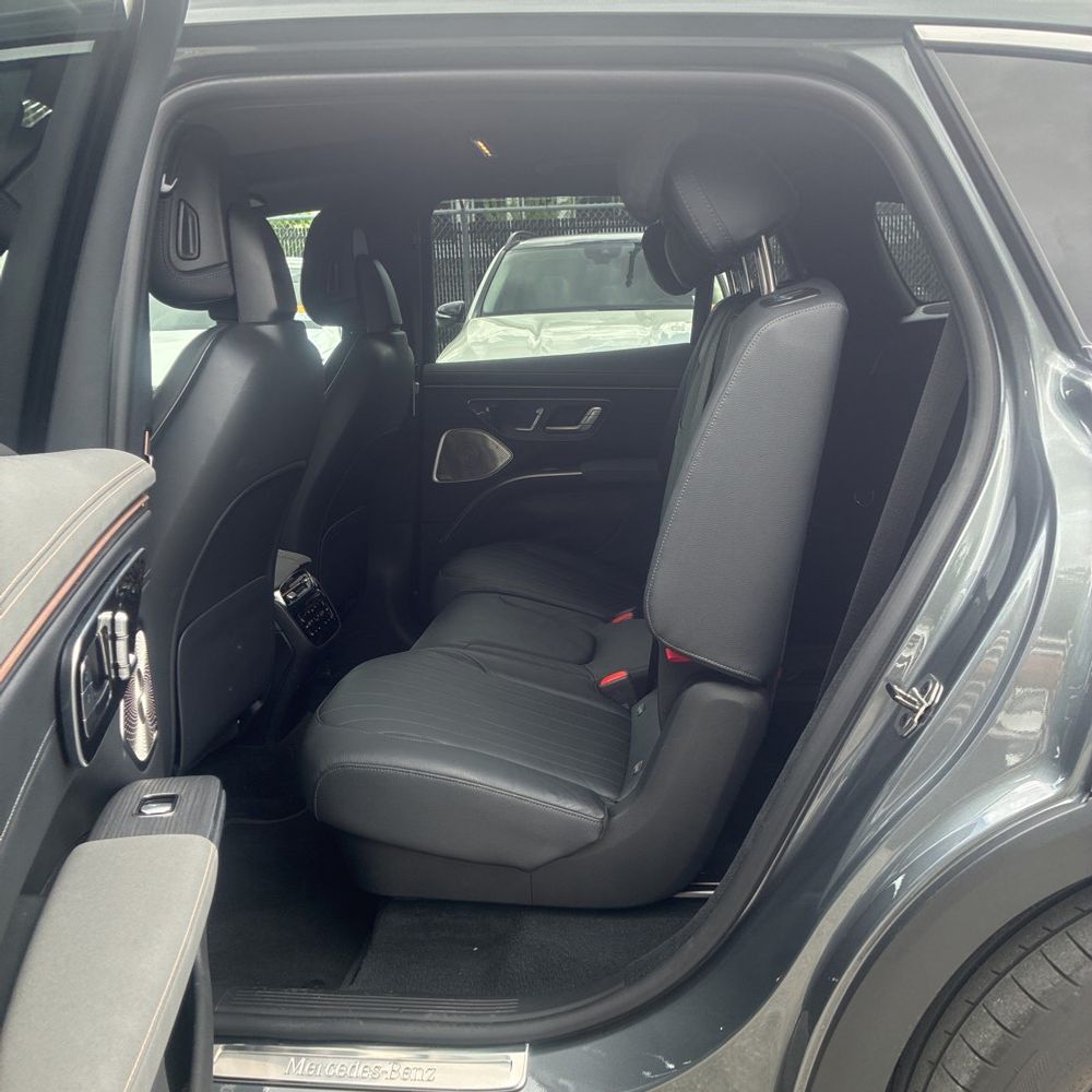 2023 Mercedes-Benz EQS SUV EQS450+