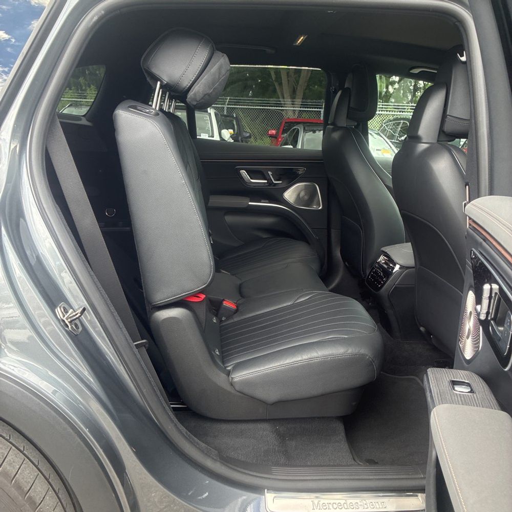 2023 Mercedes-Benz EQS SUV EQS450+