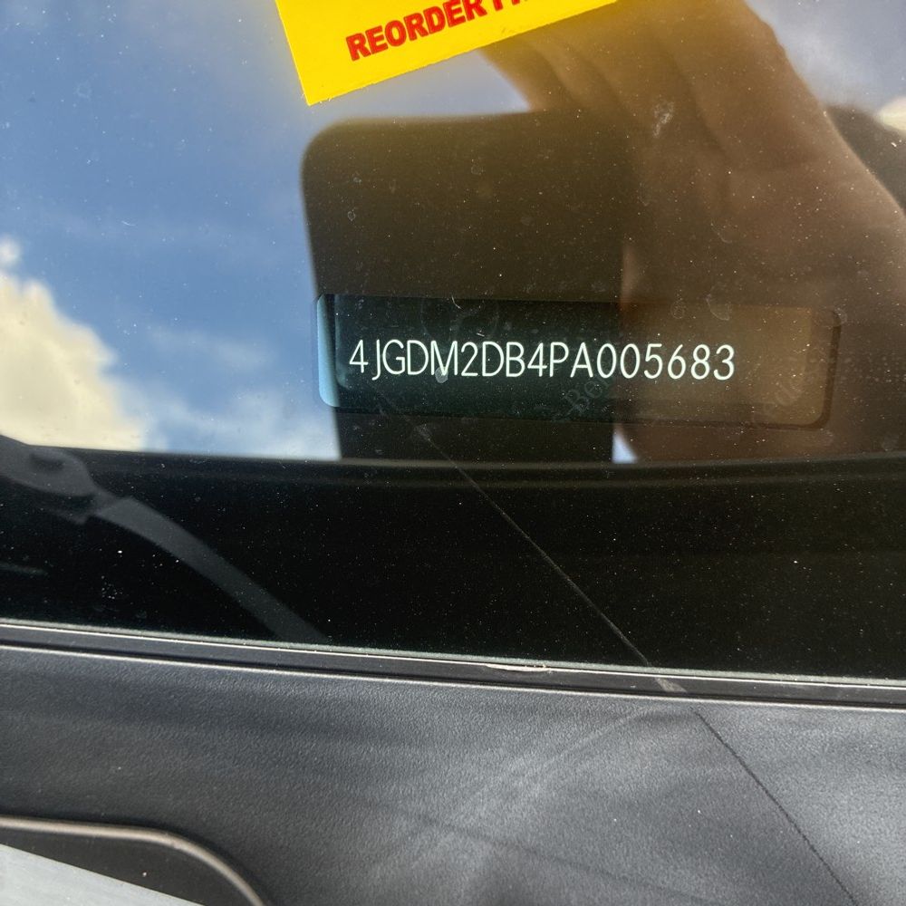 2023 Mercedes-Benz EQS SUV EQS450+
