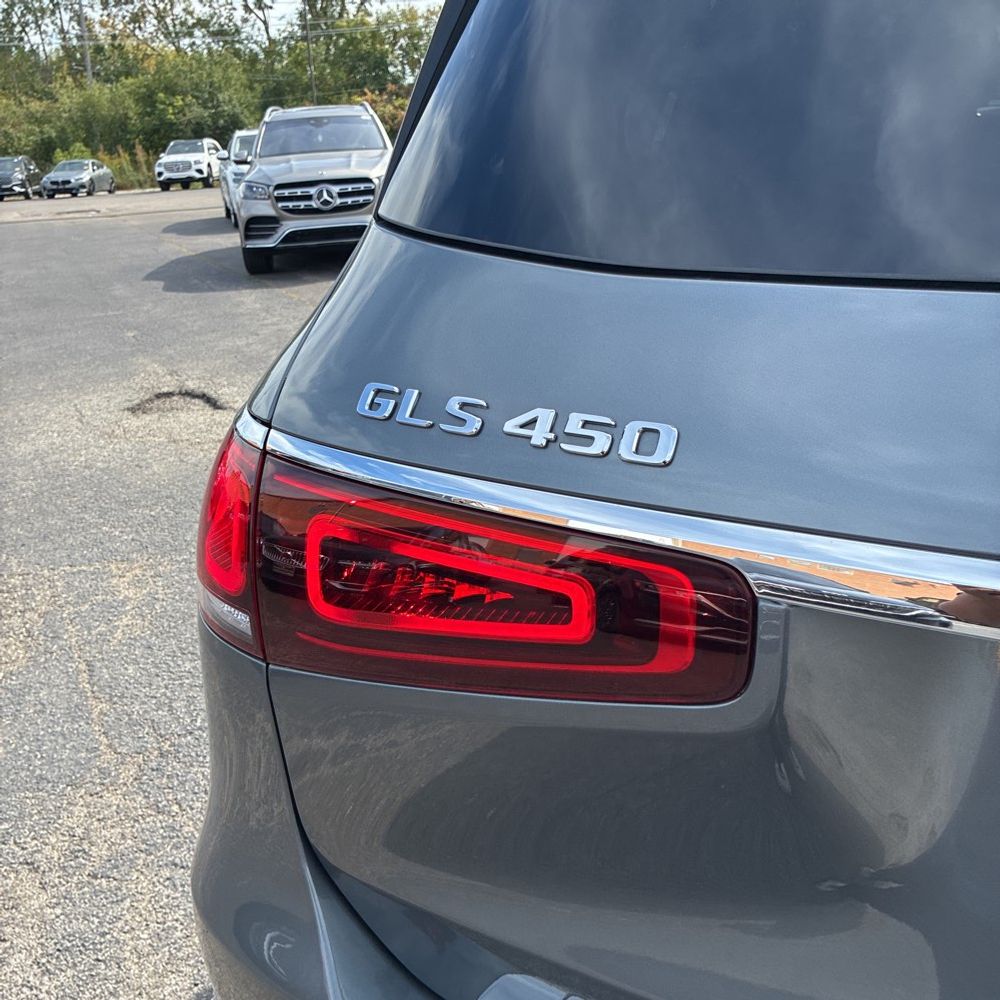 2023 Mercedes-Benz GLS GLS450