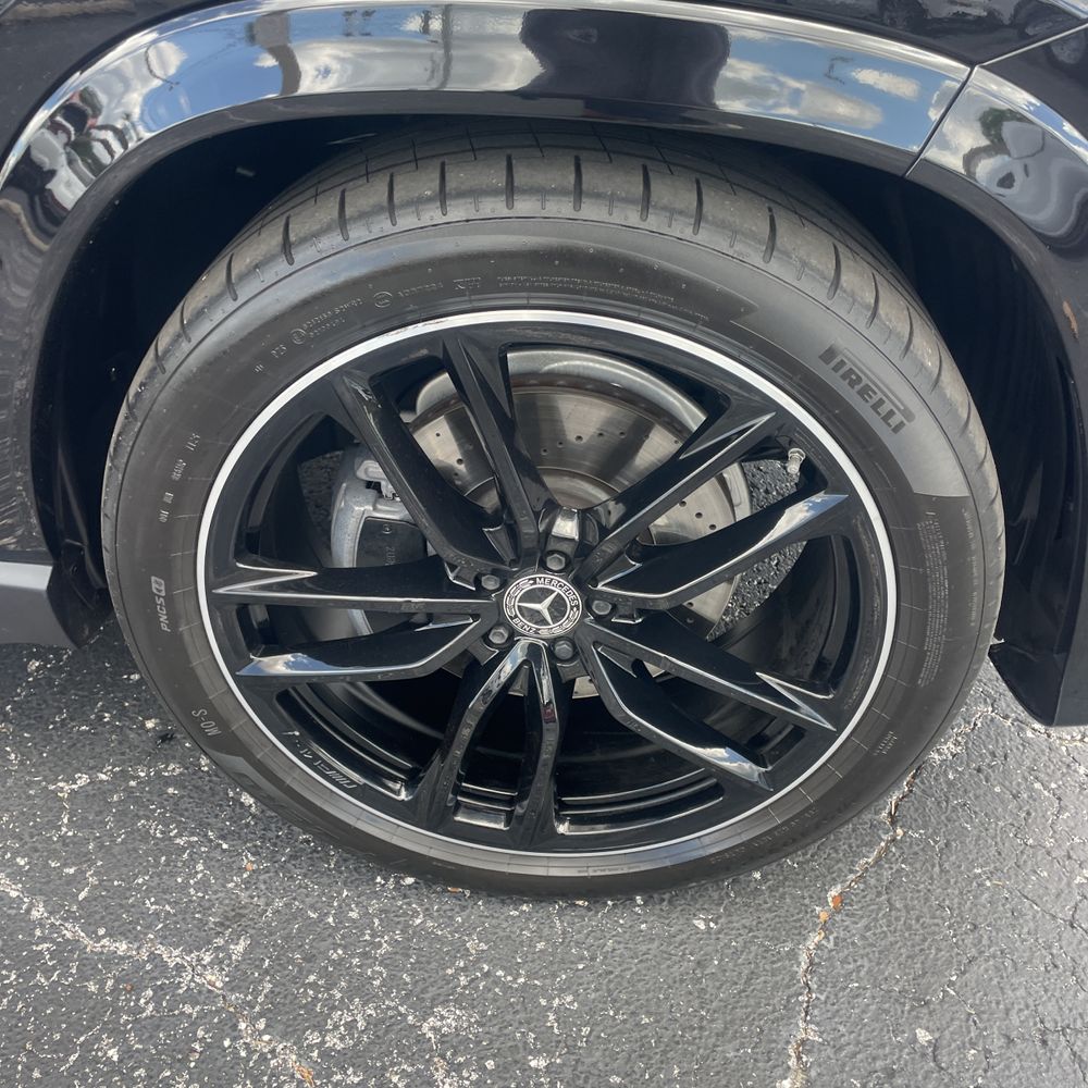 2025 Mercedes-Benz GLS 580 4MATIC