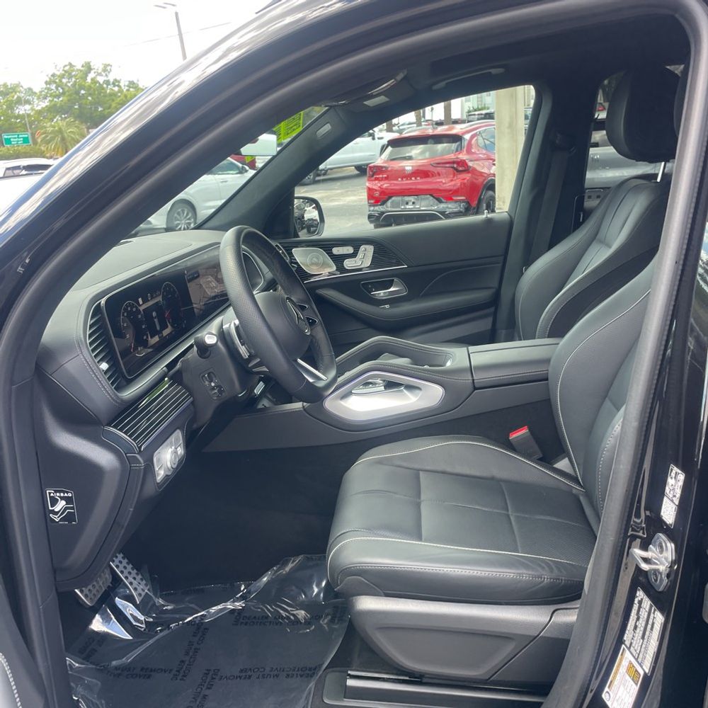 2025 Mercedes-Benz GLS 580 4MATIC