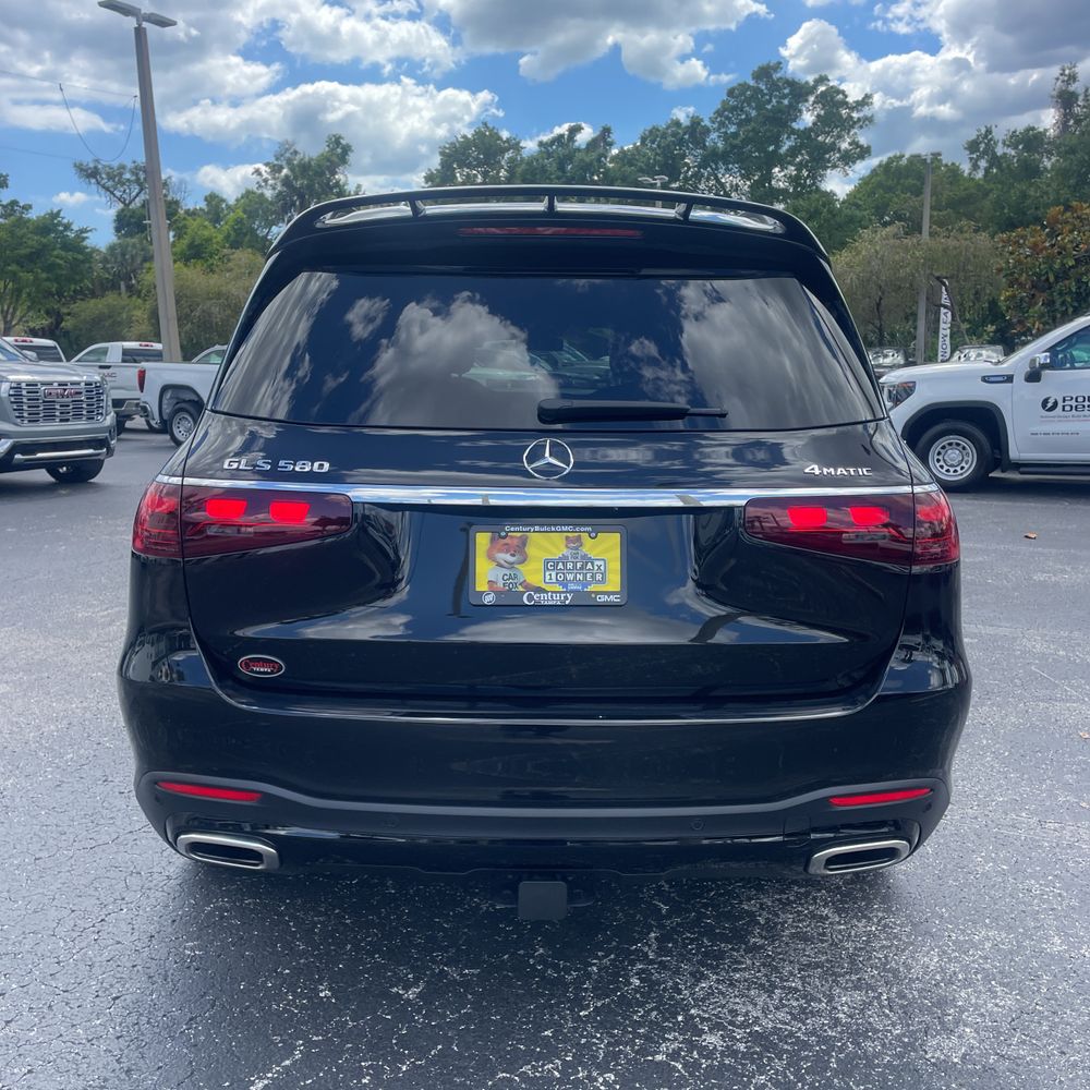 2025 Mercedes-Benz GLS 580 4MATIC