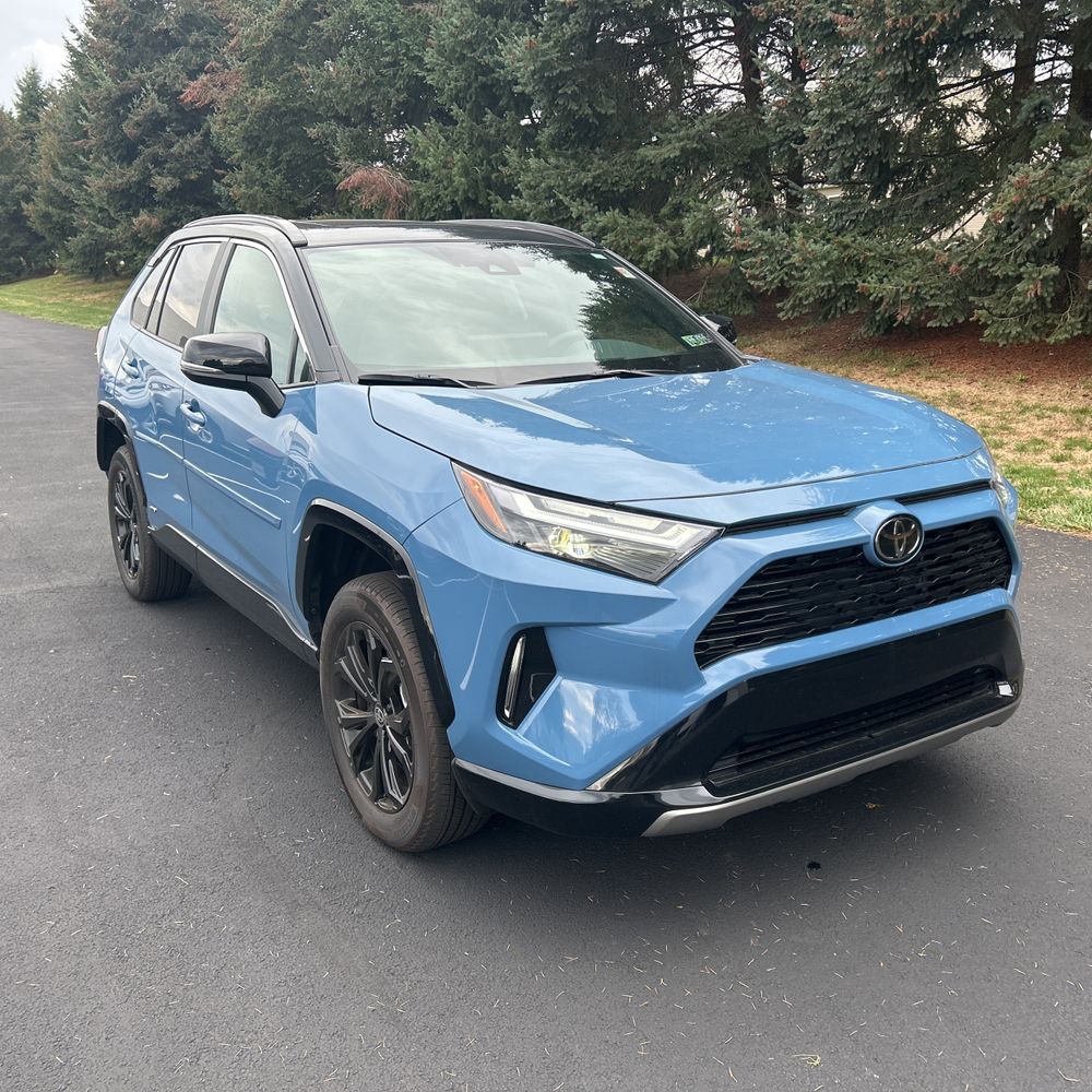 2025 Toyota RAV4 Hybrid XSE