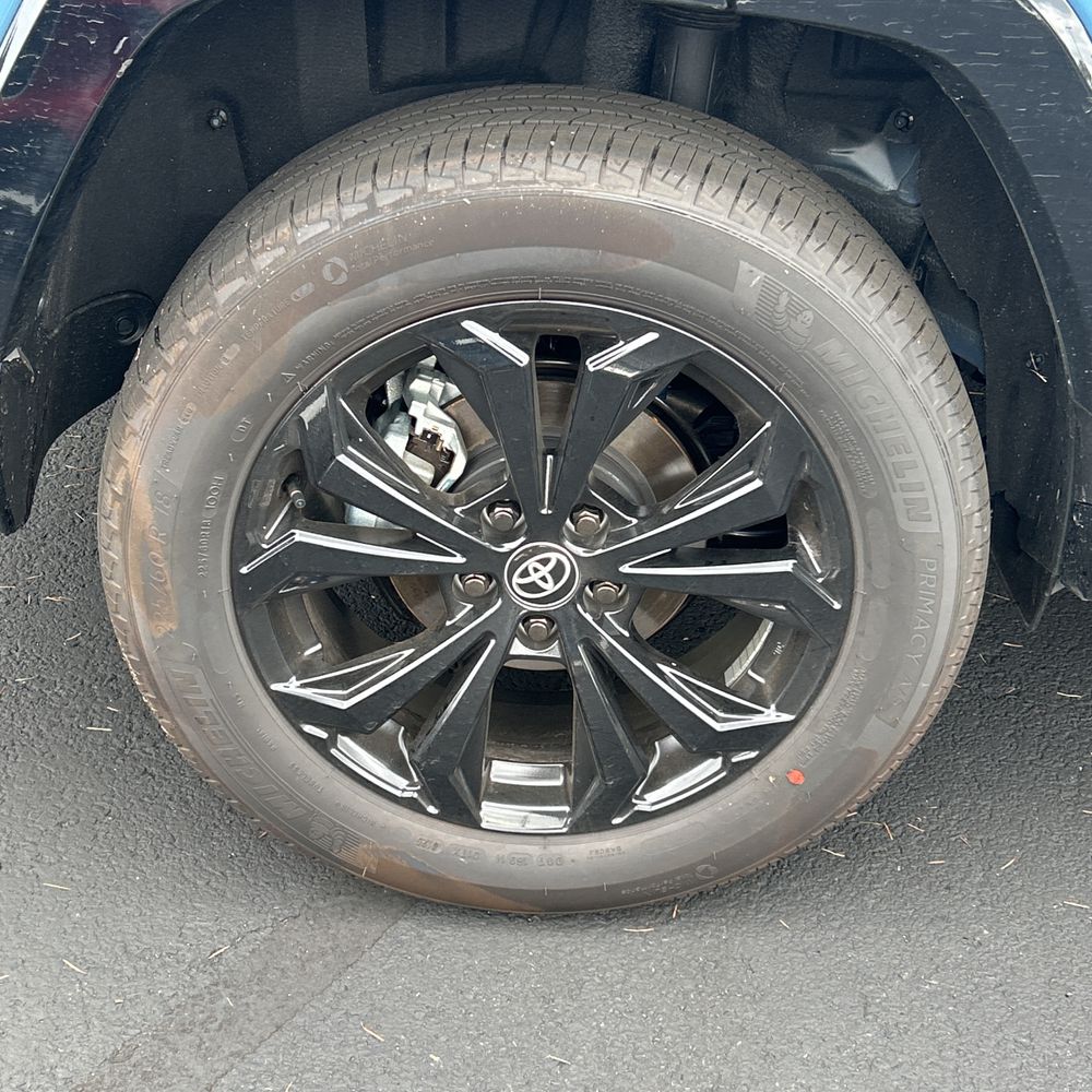 2025 Toyota RAV4 Hybrid XSE